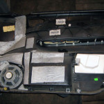 Шумоизоляция и установка акустики в Peugeot 307